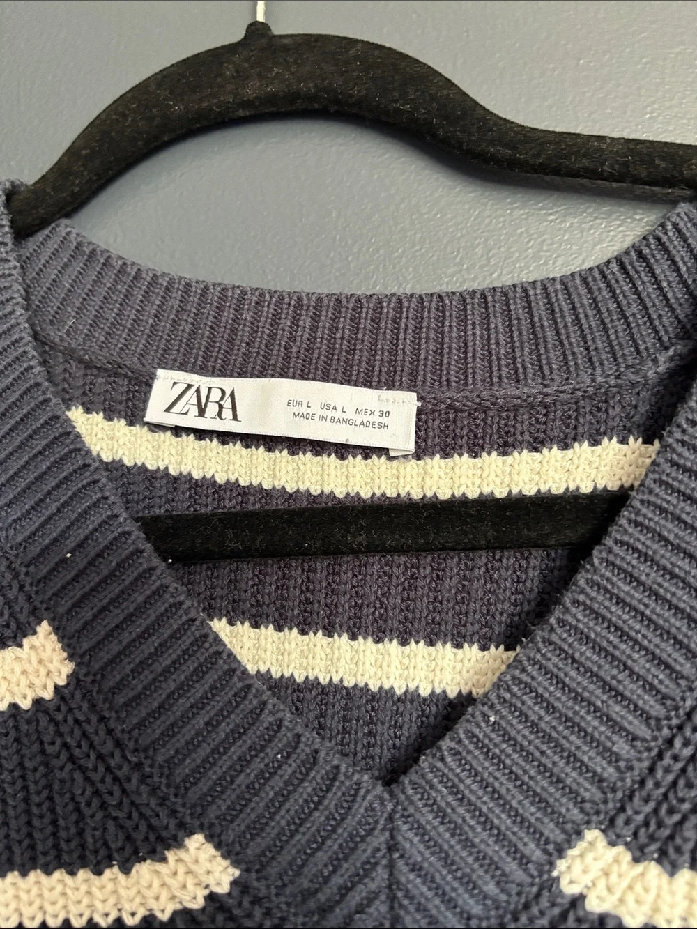 Zara Navy and White Striped Knit Vest - Picture 2 of 6
